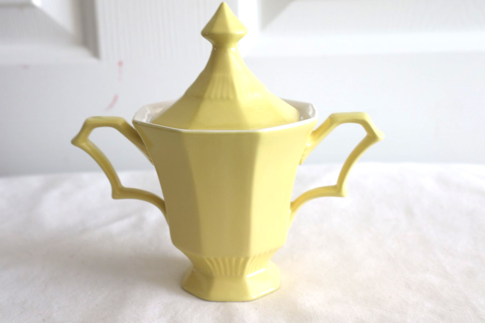 Independence Ironstone Interpace Japan Daffodil Yellow Sugar Bowl w. Lid  LKN
