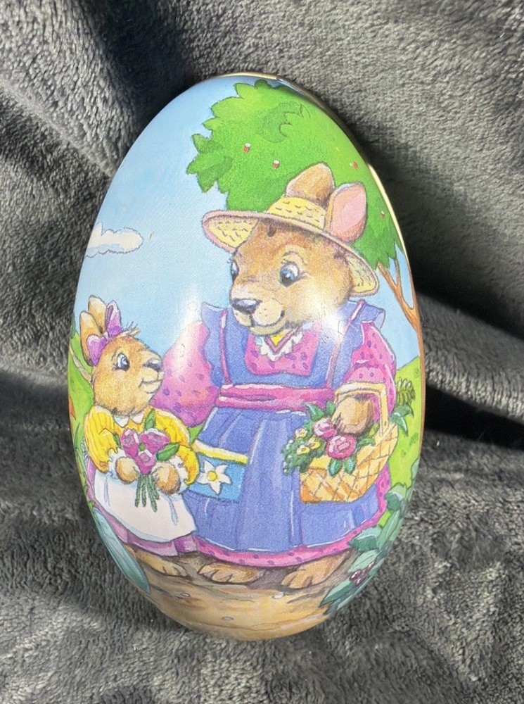 Vintage 1995 Hershey Candy Tin Easter Egg Rabbits Bunny Container Bunnies