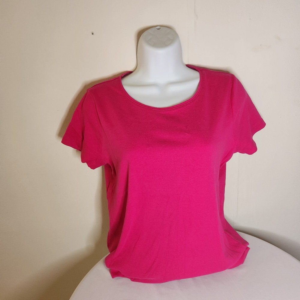 St Johns Bay Pink Essential Tee Medium 100% Cotton Short Sleeve T Shirt