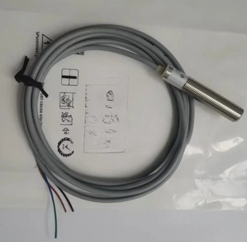 1Pcs New FIT For proximity switch Sensor I1CN-M1212P-C3S2