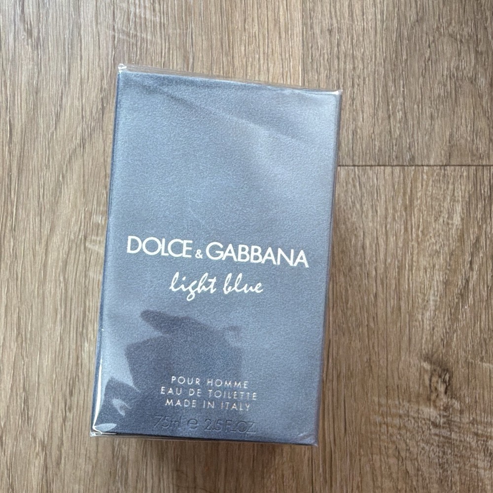 Dolce & Gabbana Light Blue Pour Homme Eau de Toilette Spray 2.5 fl oz
