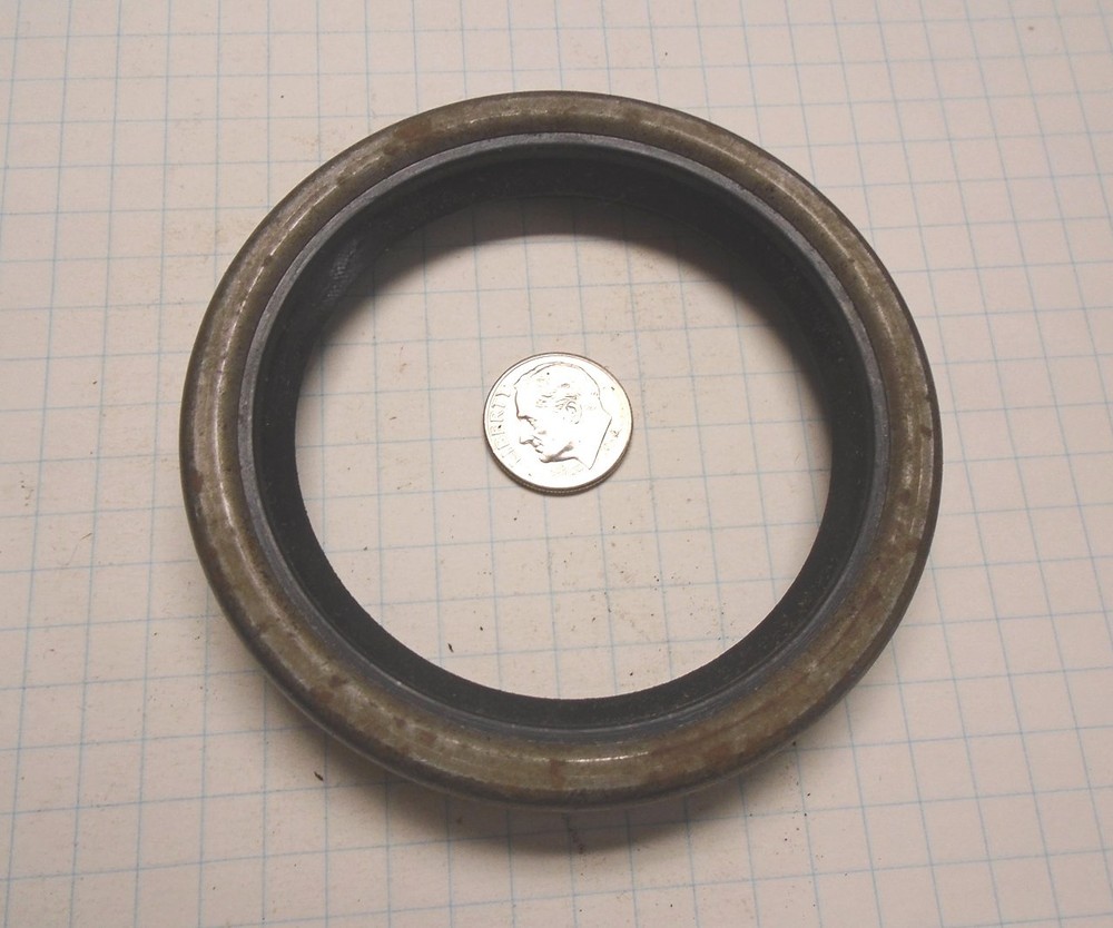 ALLIS CHALMERS Oil Seal National 450519 NOS APPS in Description