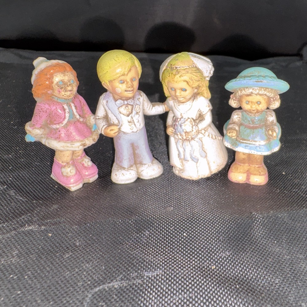 Ceramic Painted Children People Figurines Set of 4 Small Multicolor Unboxed