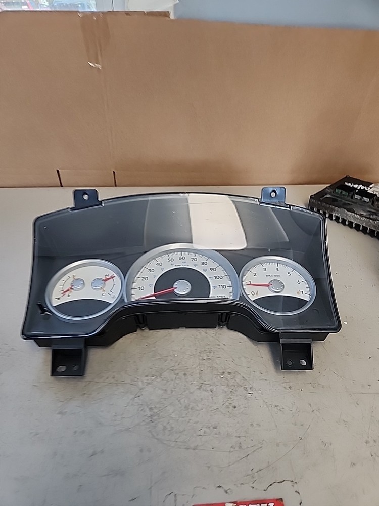 2006 DODGE DAKOTA SPEEDOMETER INSTRUMENT GAUGE CLUSTER 56044901AK