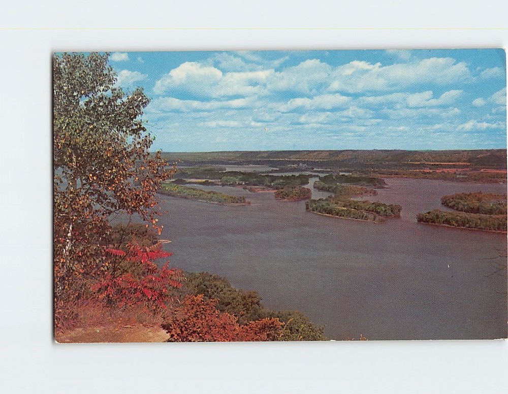 Postcard Mississippi River & Prairie Du Chien Wisconsin USA