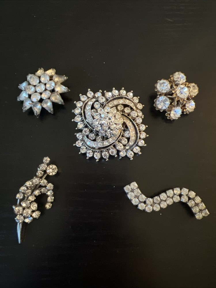 Lot Of 5 Vintage Brooches Clear Rhinestones Stunning