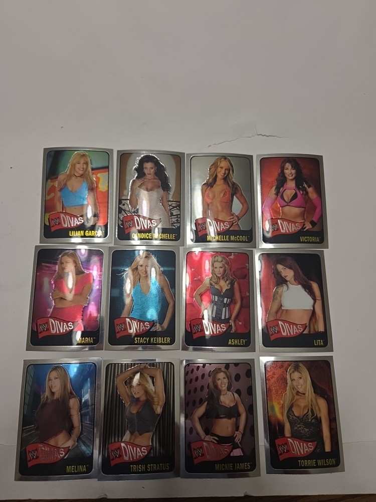 2005 Topps Heritage WWE DIVAS Ladies Wrestling Trading Card  12 Cards.