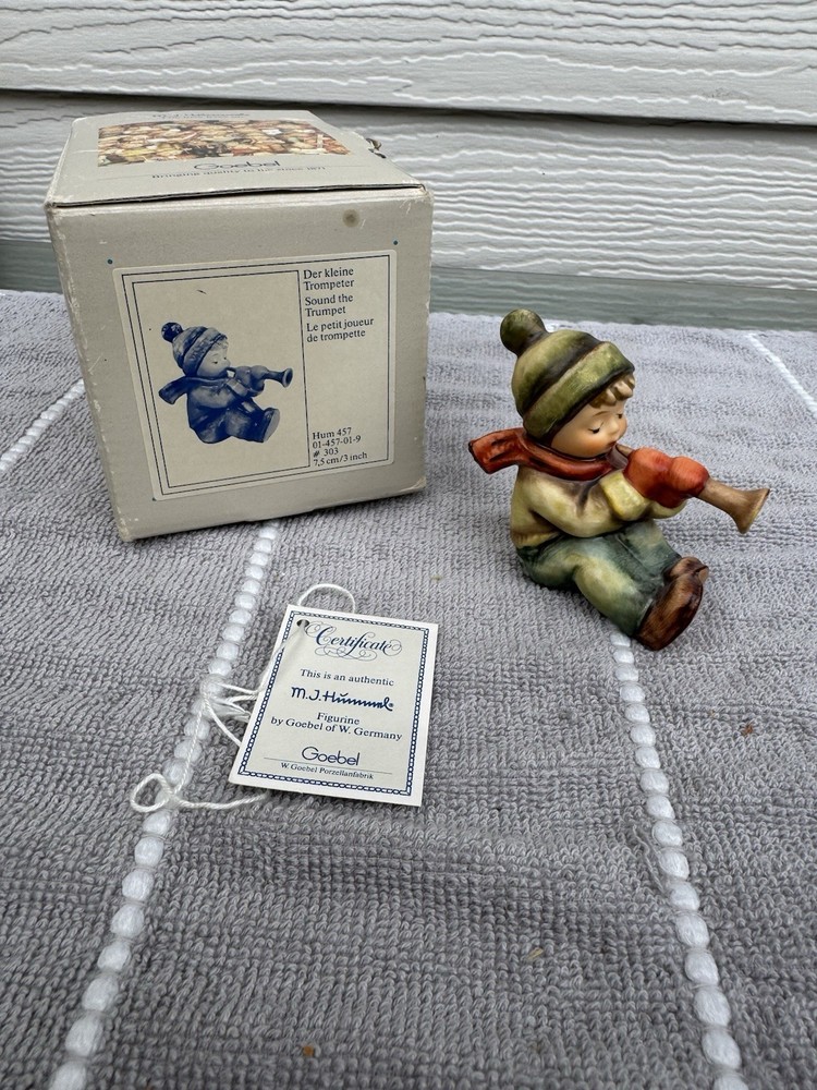 Hummel 457, #303, Sound The Trumpet, In Box