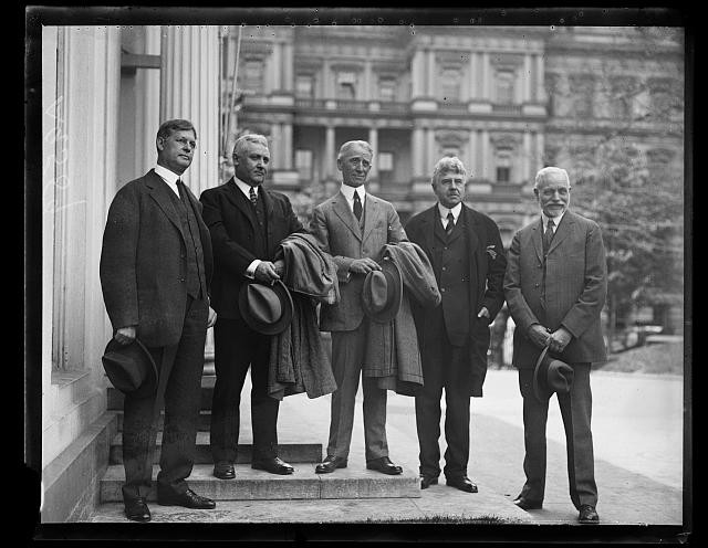 Photo:Washington DC White House Group Men War Navy Building 1910s