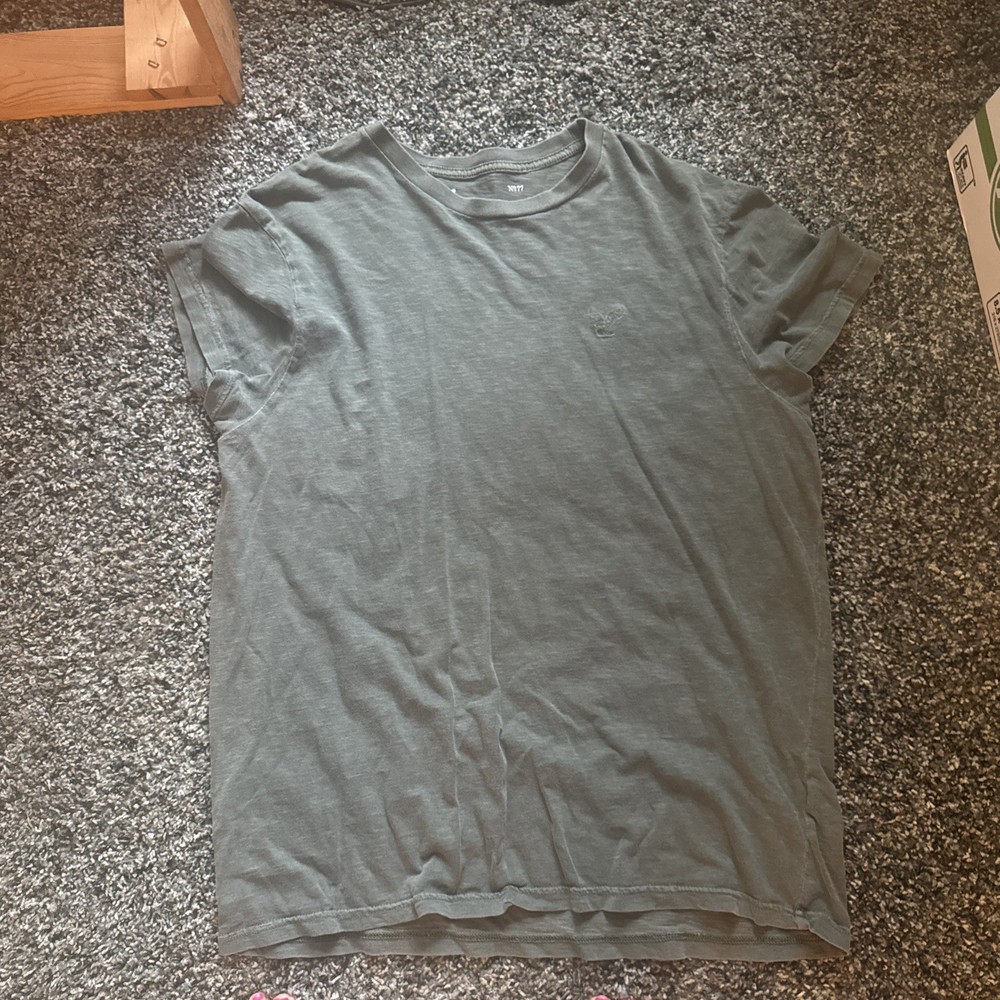 Men’s American Eagle T-shirt