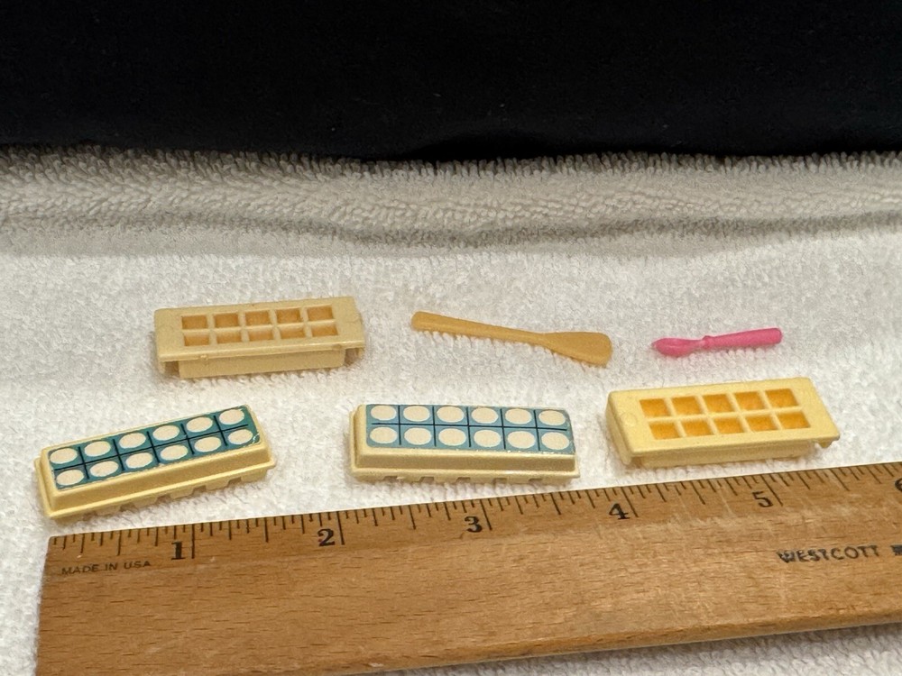 Vintage Barbie Egg Cartons Spoon Ice Cube Tray Kitchen Refrigerator Dream House