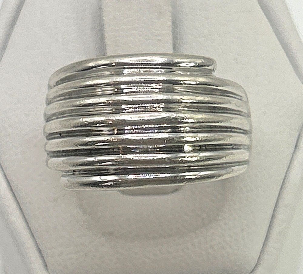 STUNNING .925 Vintage Sterling Silver Estate Ring Size 7.75