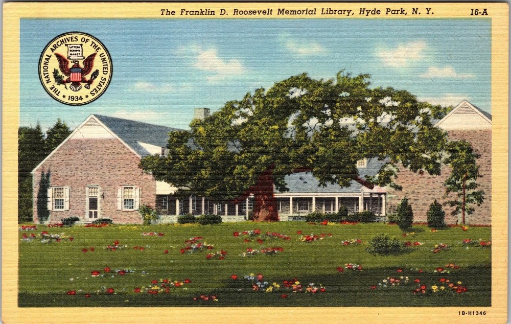Hyde Park NY-New York, Franklin Roosevelt Library, Vintage Postcard