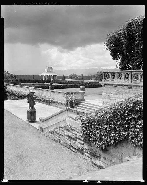 Photo:Asheville North Carolina Biltmore Gardens 1938 Terrace Fountain