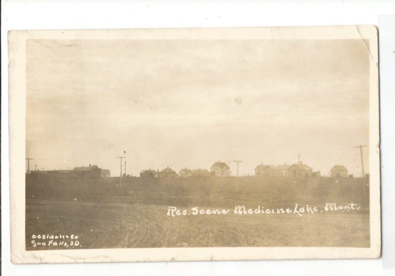 RPPC MONTANA MEDICINE LAKE REAL PHOTO POSTCARD RESIDENCE SOME ID ON BACK
