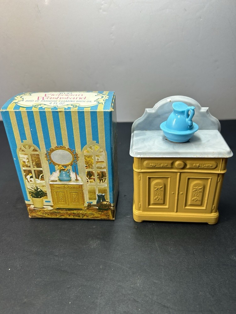 VTG Avon Victorian Wash Stand Field Flowers 4 oz Full Decanter