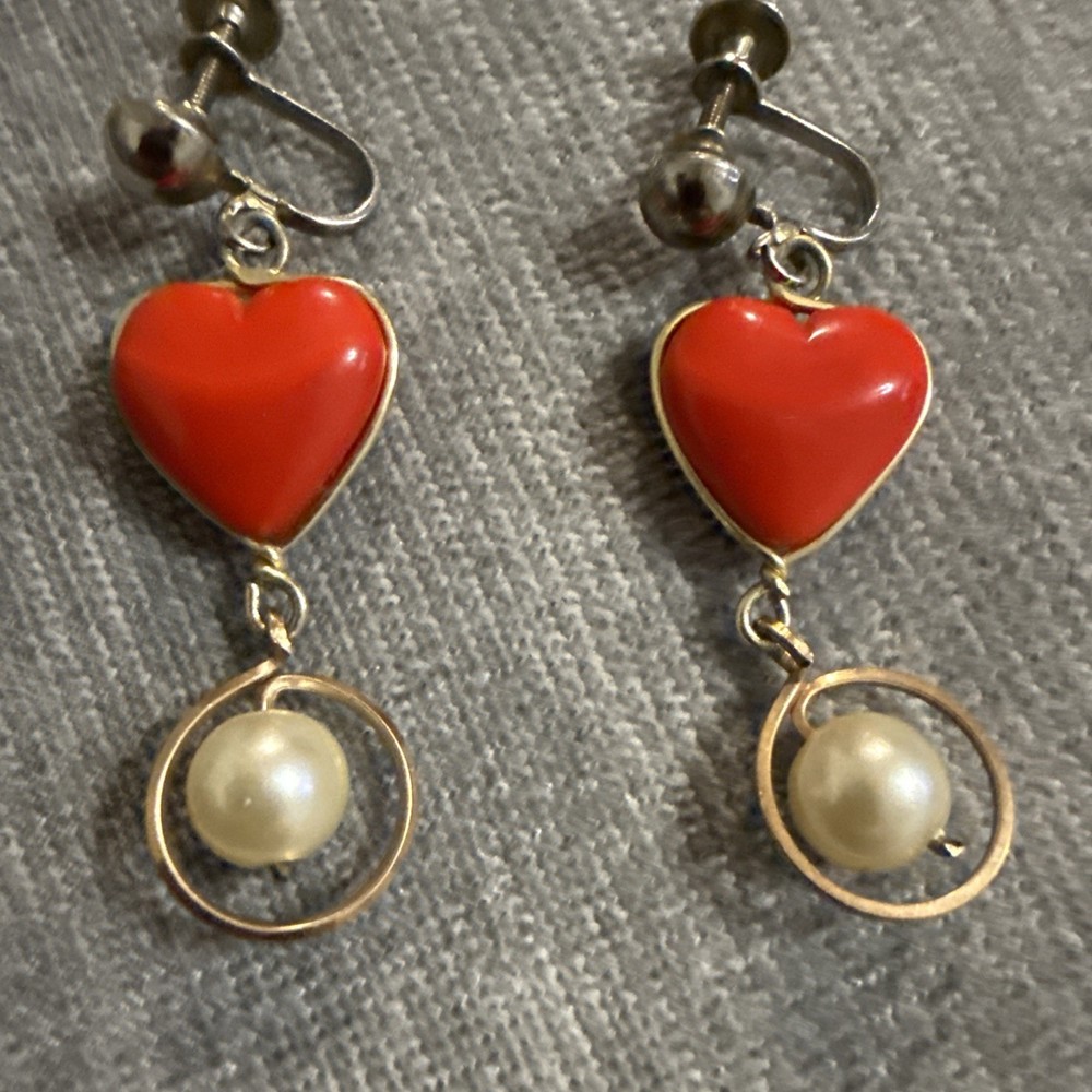 Vintage Lucite Red Heart Screwback Earrings - Valentine Faux Pearl Dangle Love