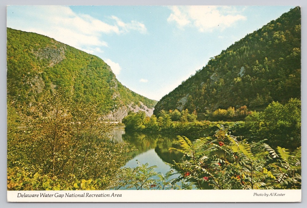 Postcard Delaware Water Gap National Recreation Area Pennsylvania and New Jersey