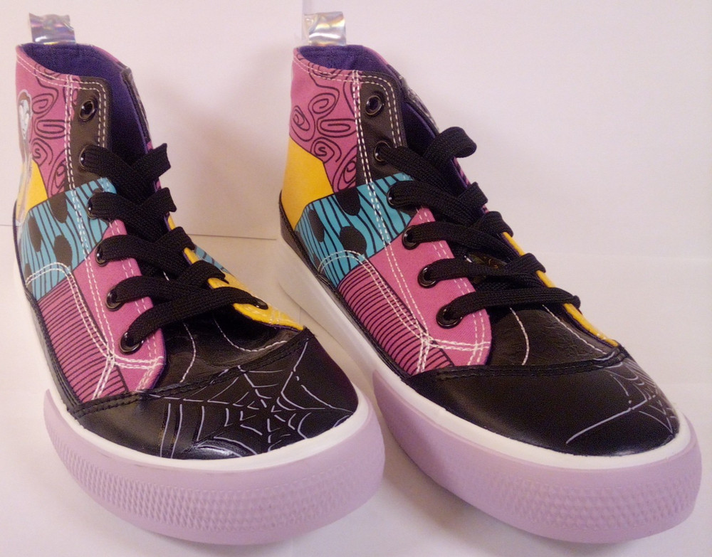 NWT Women's Disney Nightmare Before Christmas High Top Lace Up Sneakers Size 6