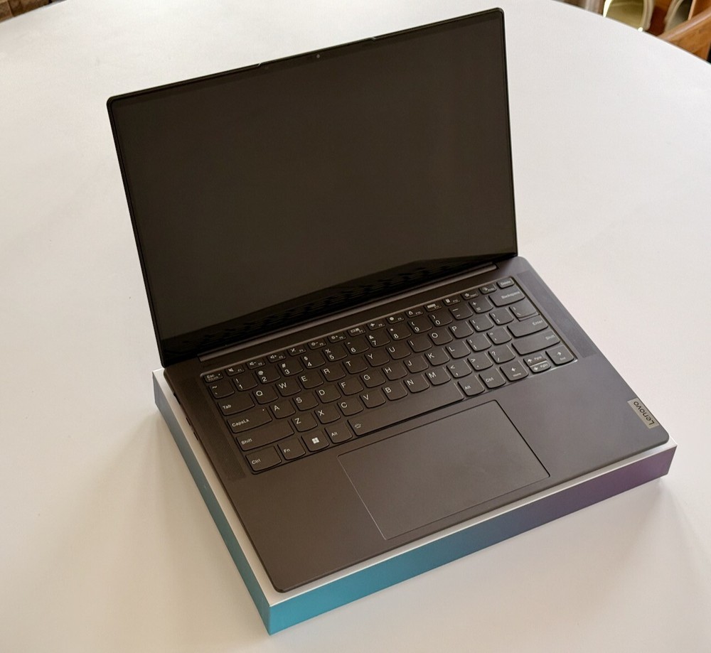 Lenovo Slim 7 ProX 14.5” 3K Touch Laptop: RTX 3050, Ryzen 7 6800HS, 1TB SSD, 16GB RAM, Windows 11