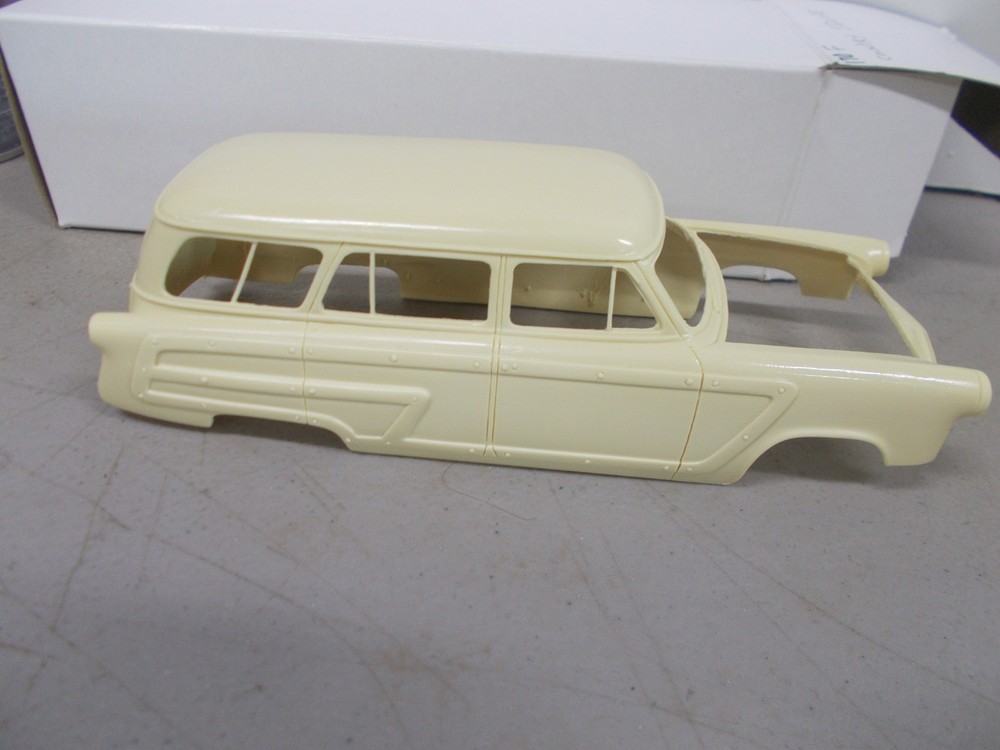 1:24 /1:25 Scale ~ 1953 Ford Country Squire Station Wagon Resin Body Kit