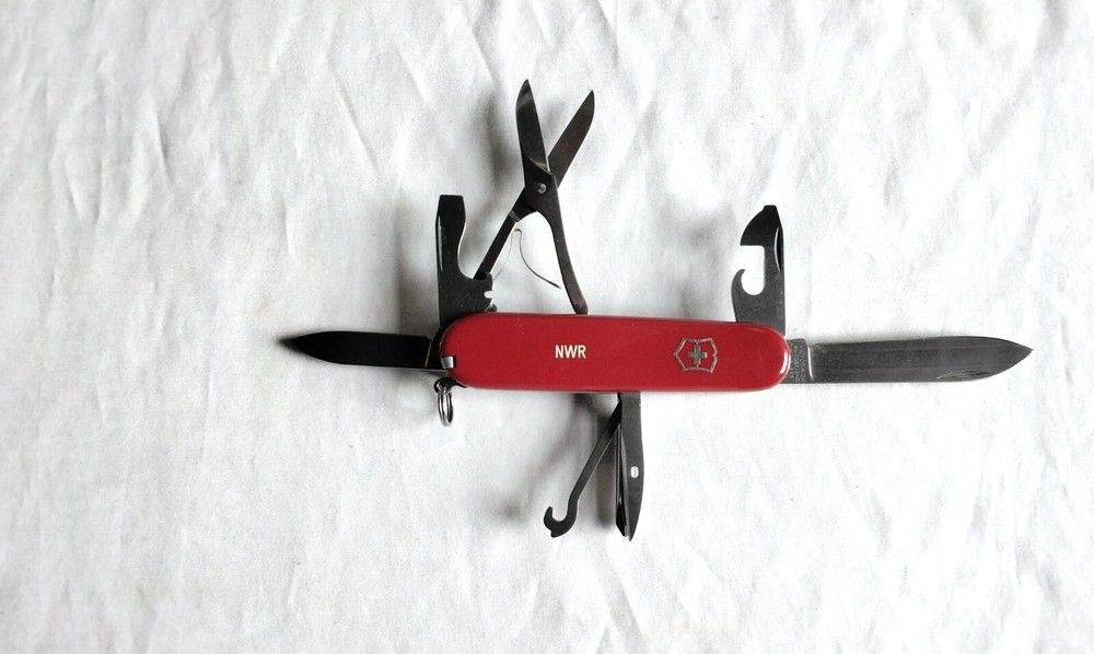 Victorinox Swiss Army 7-Blade Officer Suisse Pocket Knife Survival Tool Original