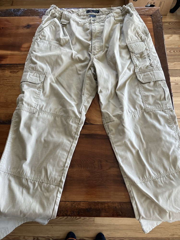 511 Tactical Cargo Pants Mens 36x 32 EUC