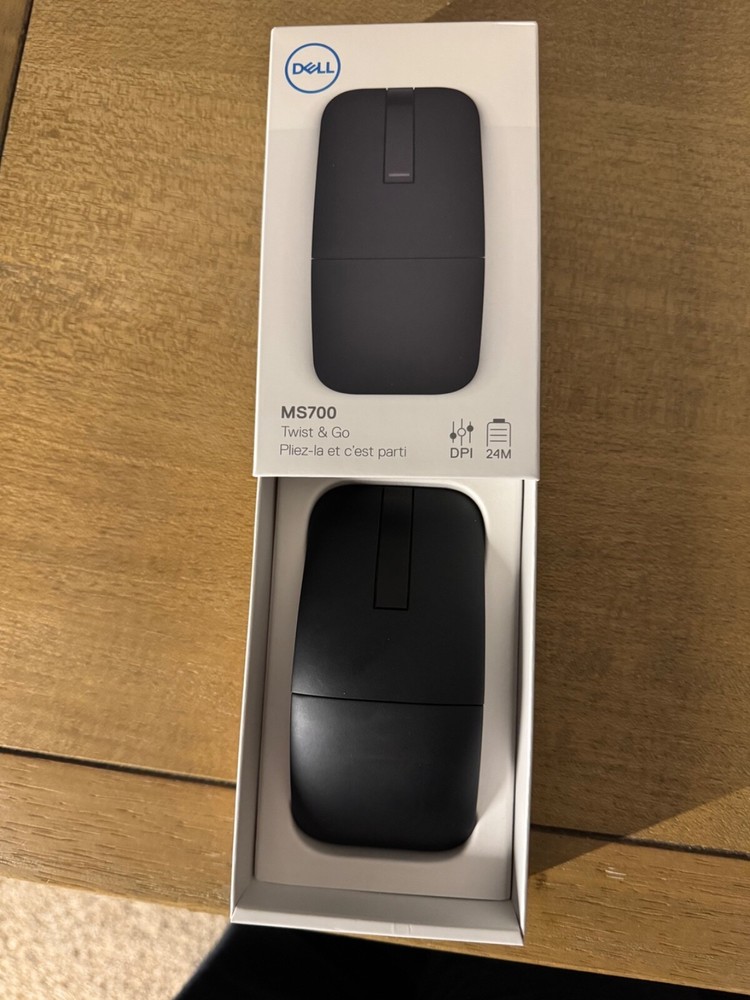NEW Dell MS700 Bluetooth Travel Mouse Wireless 4000 DPI - Black