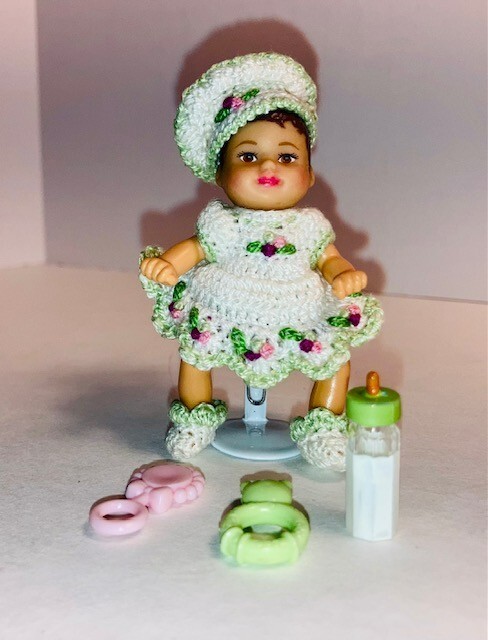 Barbie  Baby Krissy  Hispanic Doll w/ Crochet Clothes & Accessories + Doll Stand