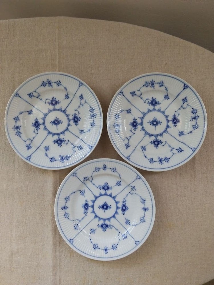 Royal Copenhagen Blue Fluted Plain Plate Set of 3 Used