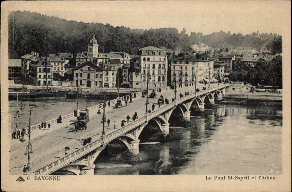 Le Pont St Esprit Bayonne France vintage postcard s137