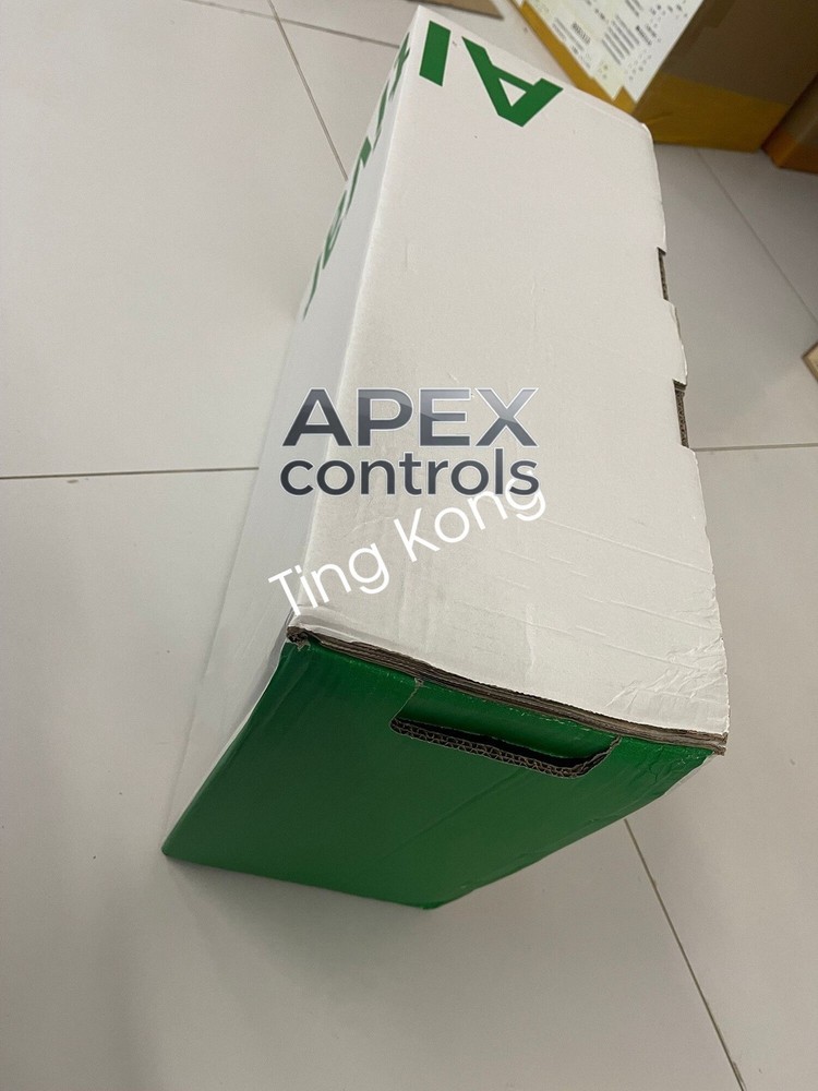 1PCS new SH30702P12F2000 servo motor By DHL or FedEX