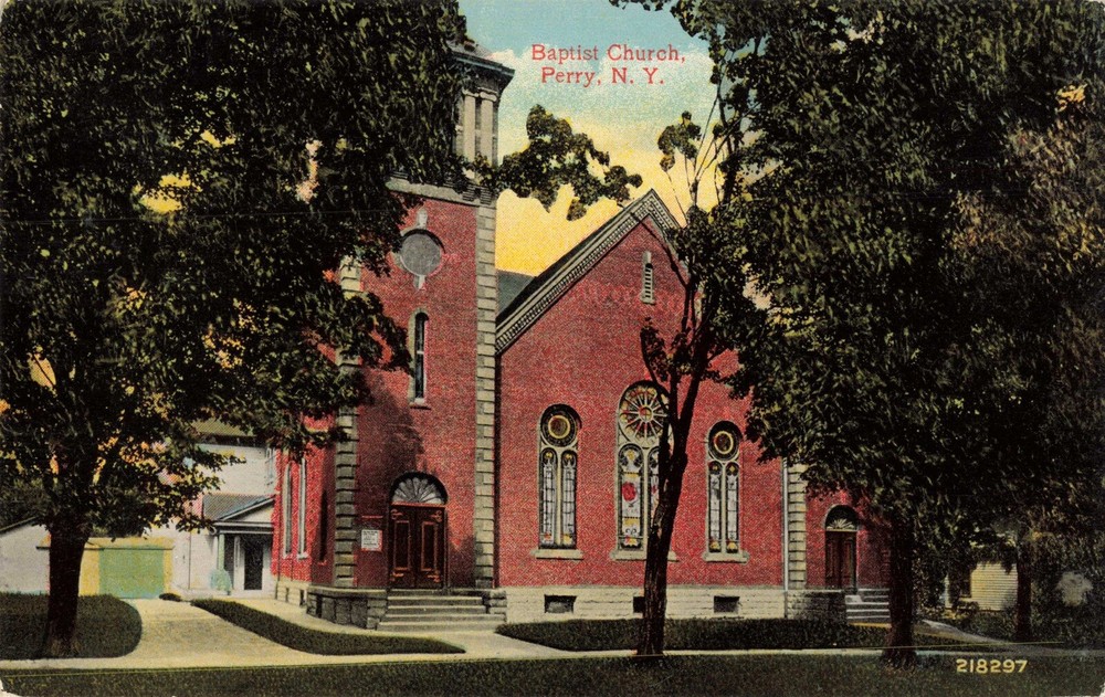 Baptist Church, Perry, New York NY - Vintage Postcard