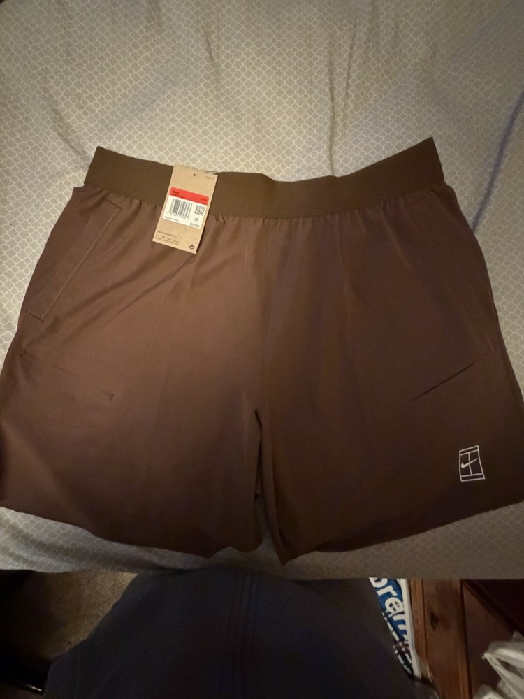 Nike Court Advantage Tennis Shorts 6” Inseam Men's Size Large NWT