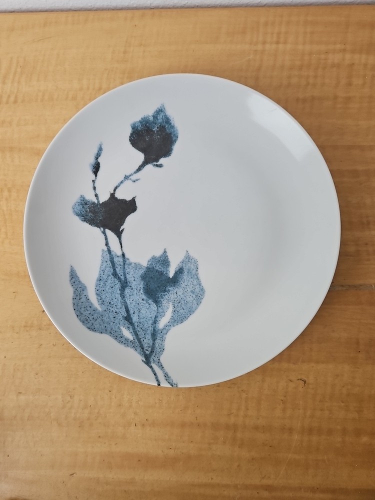 DANSK SILHUET Blue and White Porcelain DINNER PLATE  11