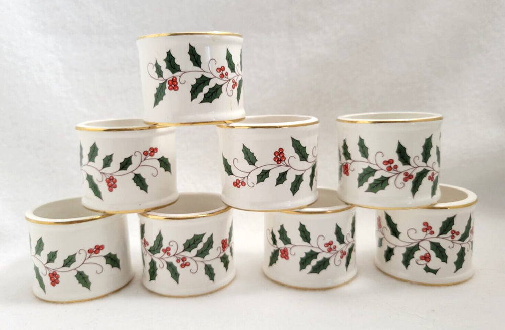 Set of 8 Napkin Rings Holly Leaves & Berries on White Gold Rimmed 2