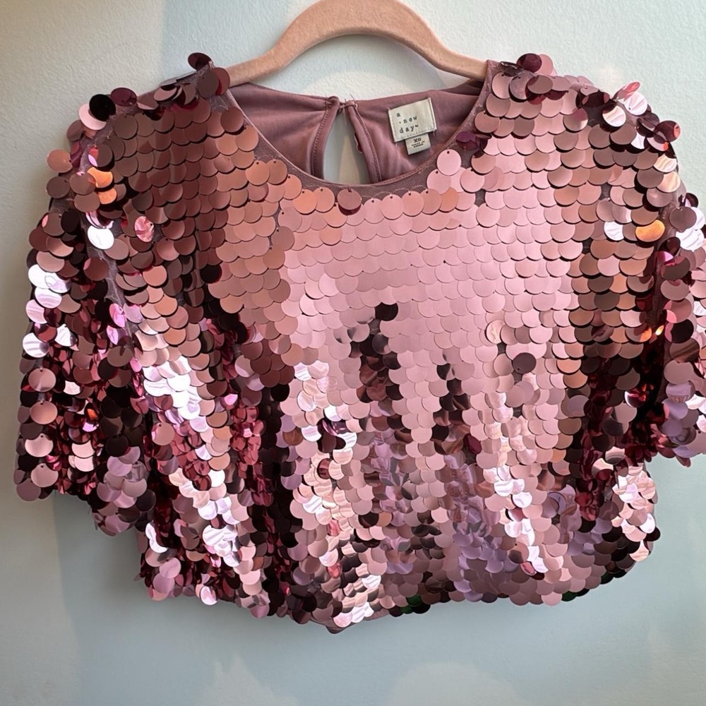 A New Day Pink Sequin Crop Top Women’s Size Large New With Tags