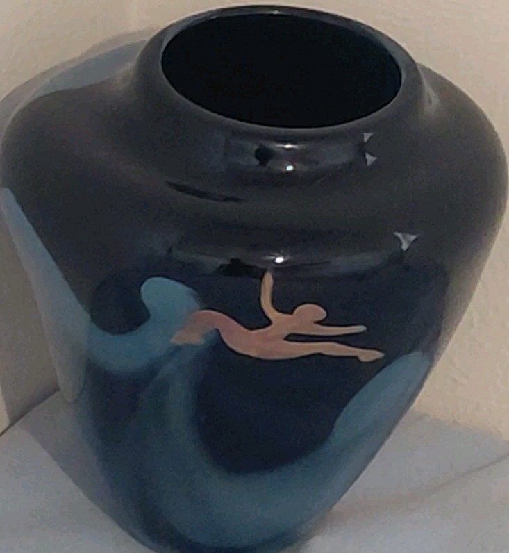 Elodie Holmes Handblown 8-1/2