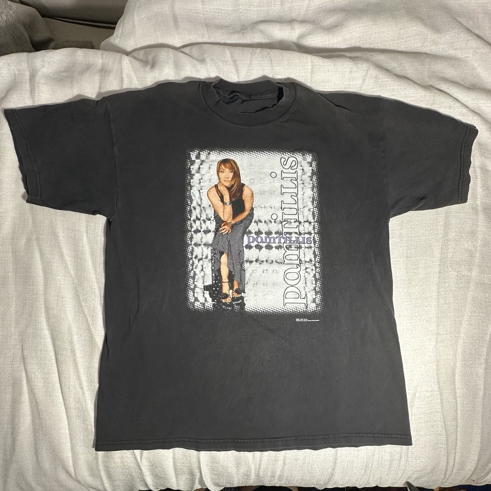 2001 Pam Tillis Thunder and Roses T-Shirt Vintage (Size XL)