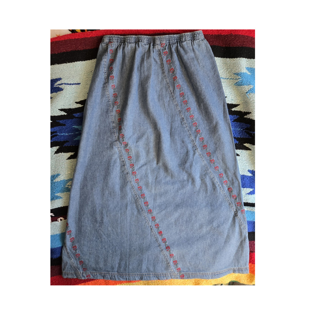Vintage 90s 00s Blue Denim Embroidered Pull-On Elastic Waist A-Line Midi Skirt L