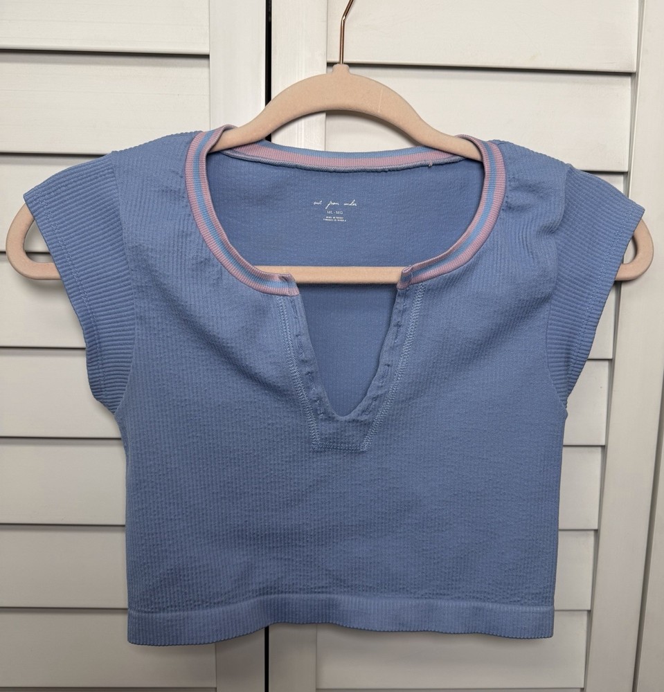Urban Outfitters Out From Under Go For Gold Ribbed Crop Top Women’s Size M/L