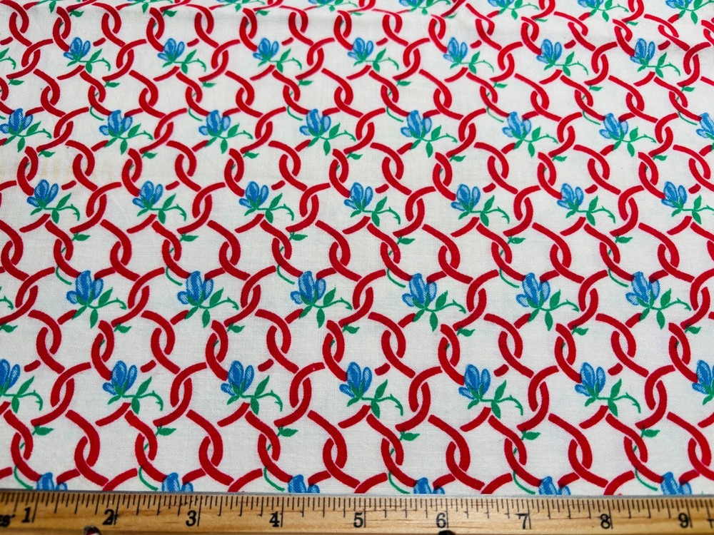 Vintage Cotton 1940s Blue Floral Red Chain Link Feedsack Fabric 1/2 Sack
