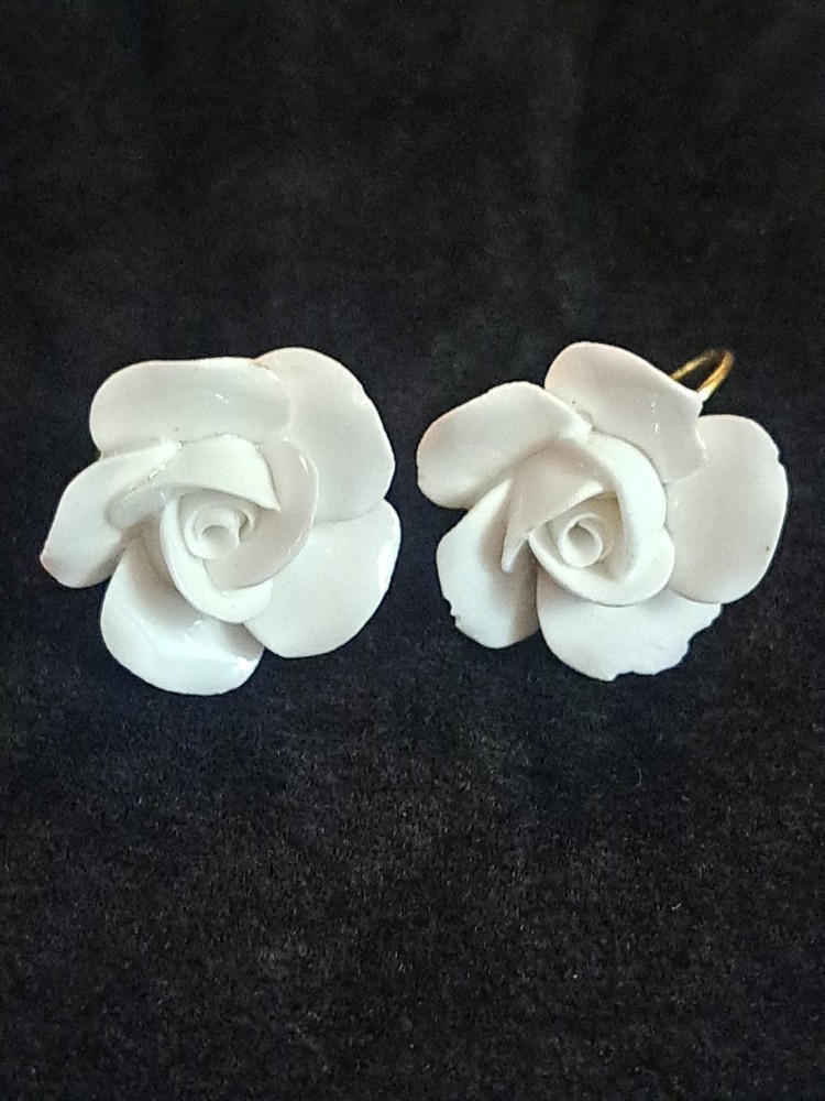 Vintage Denton England Bone China Porcelain  Screw On Earrings