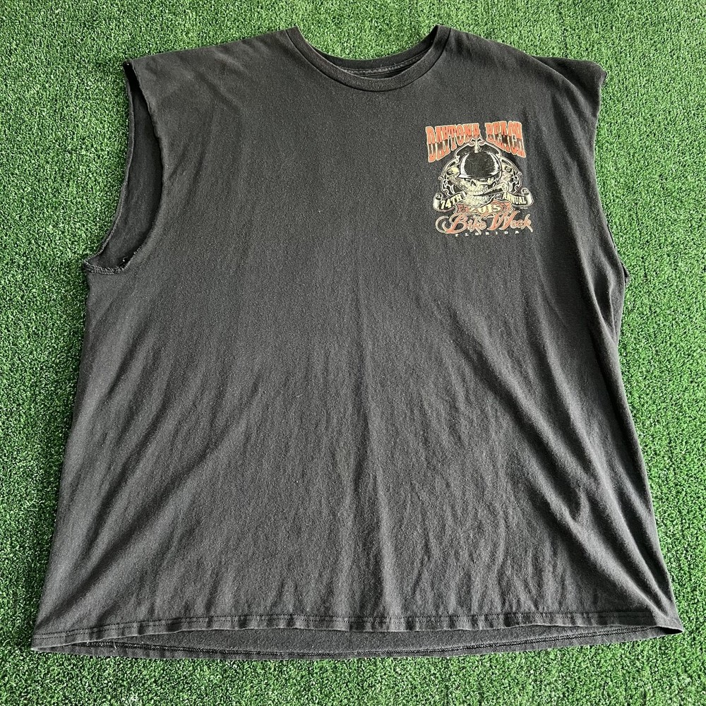 Daytona Beach Men's T-Shirt Faded Black Sleeveless 2015 Bike Week Skull Graphic
