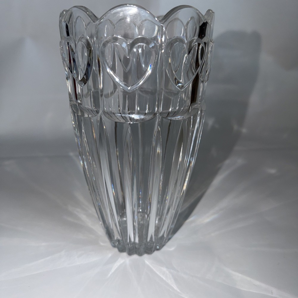Deplomb Heavy Clear Lead Crystal Heart Paneled Vase 7.5 Inches Tall VINTAGE EUC