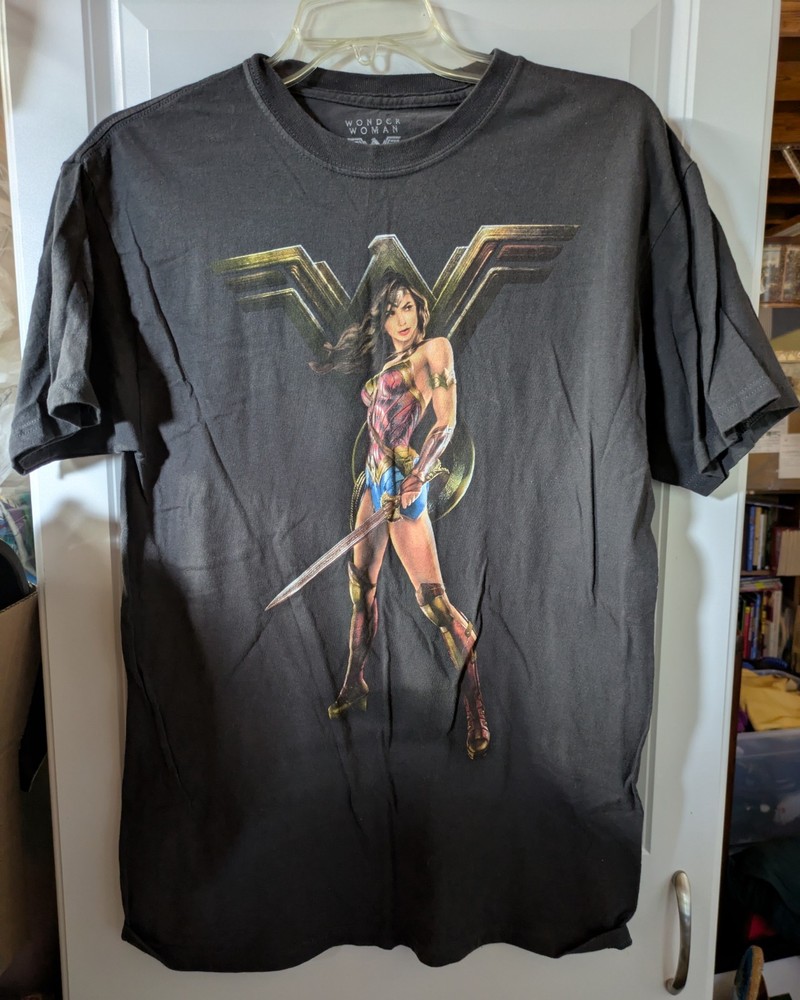 Vintage DC Comics Wonder Woman Shirt Mens Medium Gray