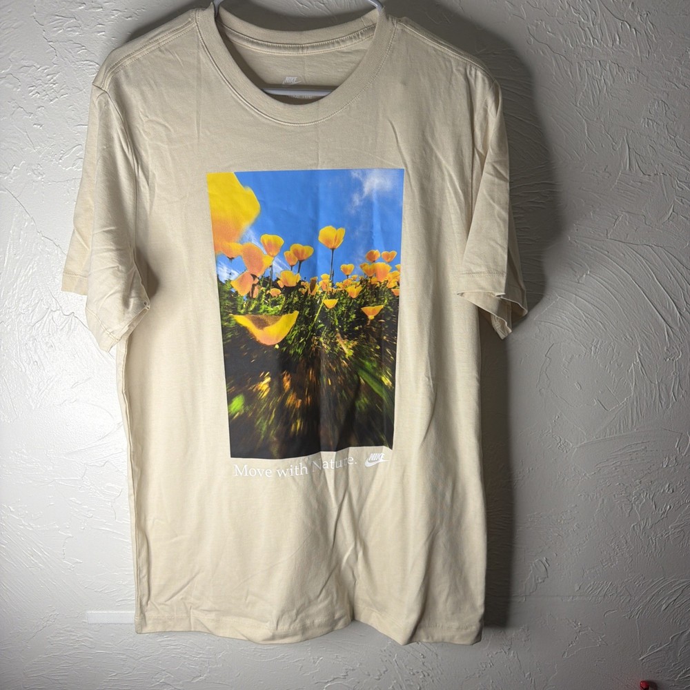 Nike Mens Size M Sportswear T-Shirt 'Move with Nature'  Short Sleeve HJ0592-234