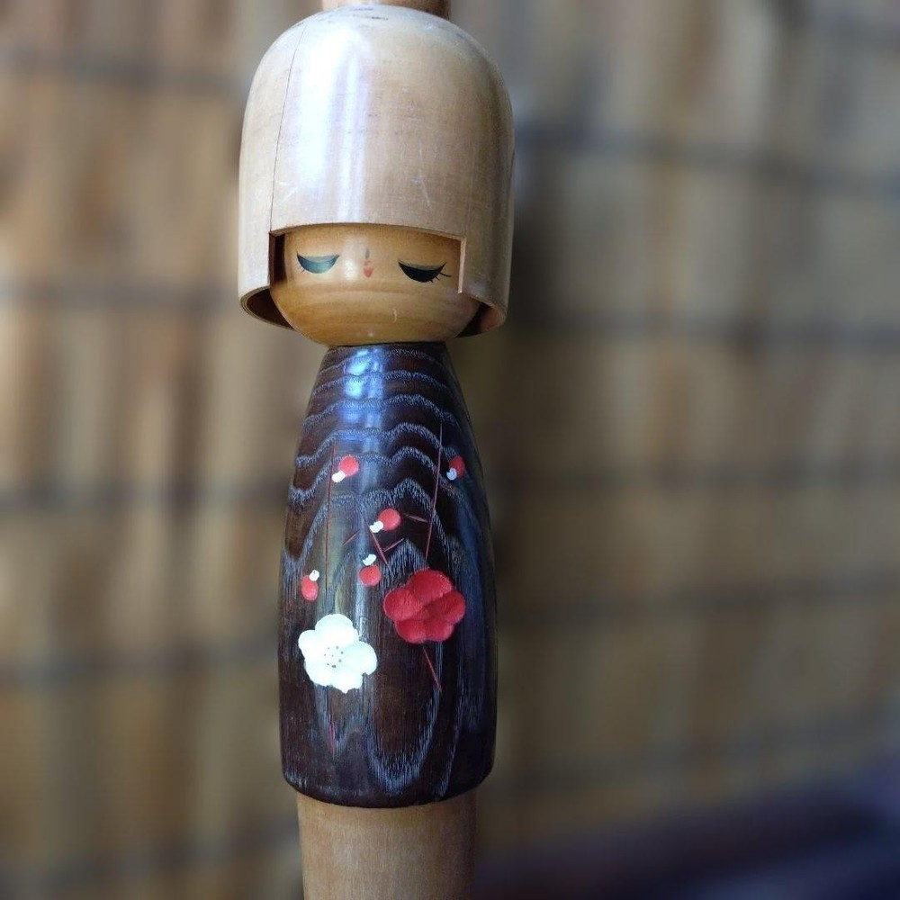 Usaburo Wooden Kokeshi Doll Floral Pattern 37cm Handmade Japan