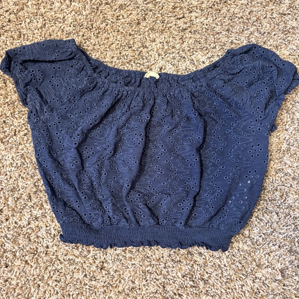 Hollister Blue Solid Eyelet Off Shoulder Smocked Puff Short Sleeve Crop Top XS