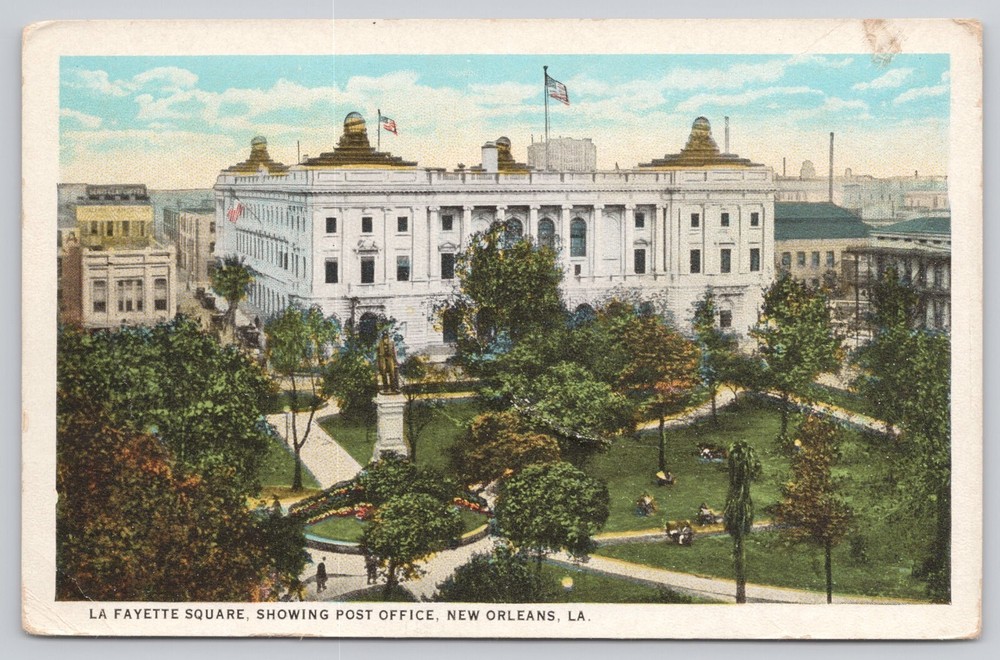 Postcard Lafayette Square showing post office, New Orleans Louisiana